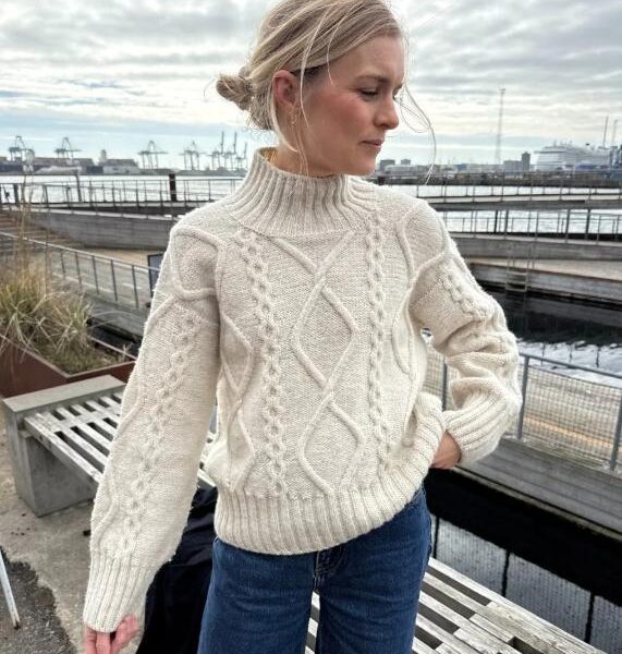 PetiteKnit Saga Sweater